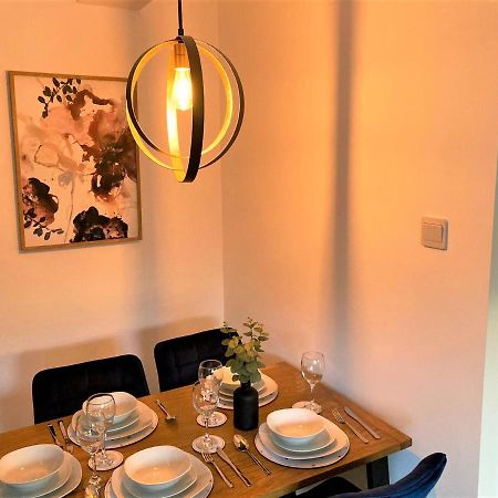 Escape 2 Unwind, Minster Retreat - Sleeps 5 Apartment York Exterior photo